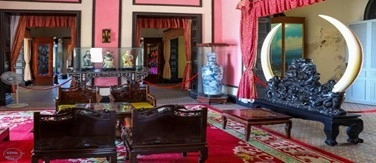 Hiện vật được lưu giữ bên trong Bạch Dinh