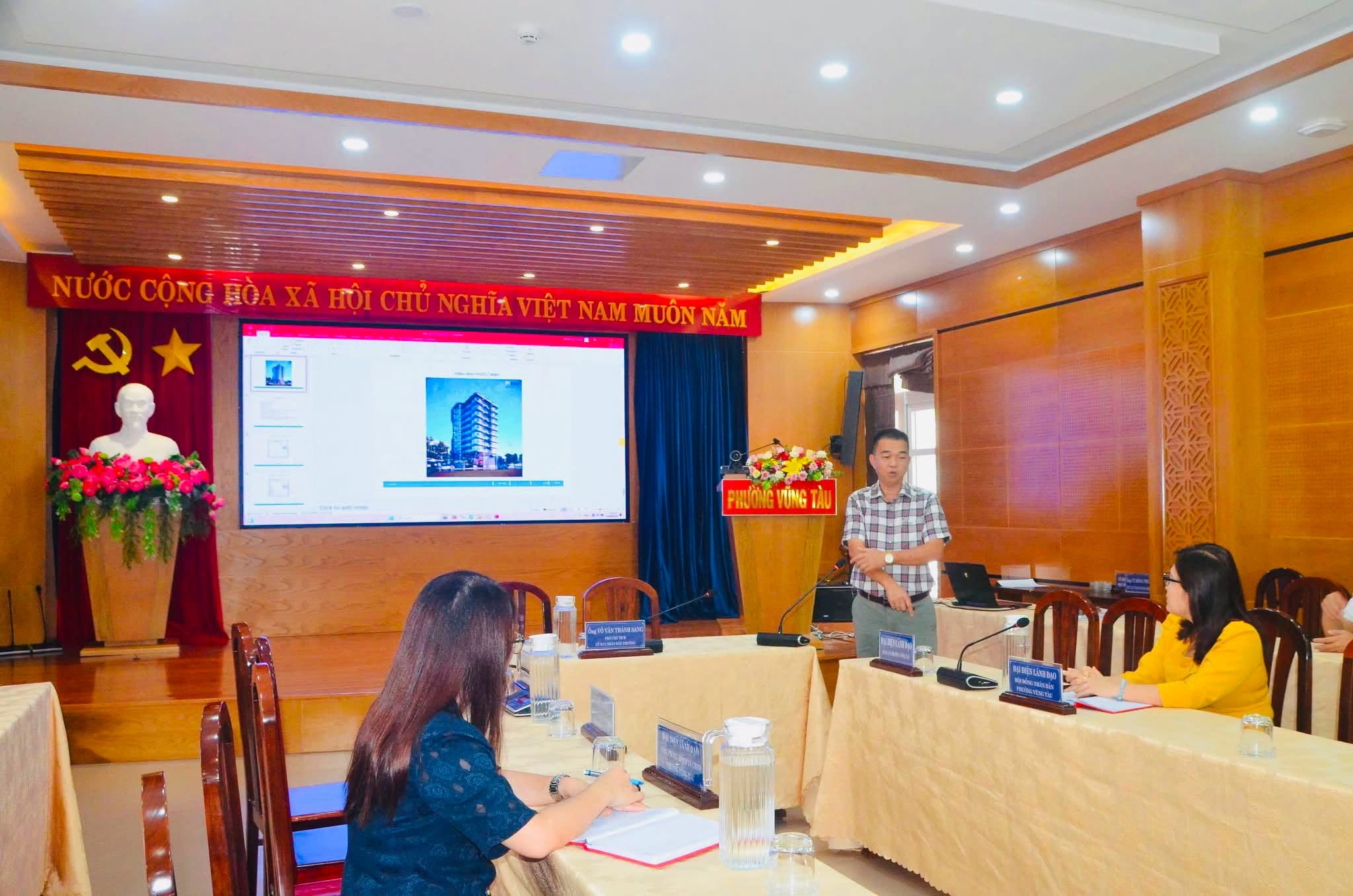 PHƯỜNG VŨNG TÀU LẤY Ý KIẾN CỘNG ĐỒNG DÂN CƯ VỀ DỰ ÁN KHÁCH SẠN TẠI BÃI SAU