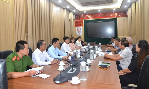 CHỦ TỊCH PHƯỜNG VŨNG TÀU CHỈ ĐẠO XỬ LÝ CÁC TỒN TẠI LIÊN QUAN ĐẾN ĐẤT ĐAI, CHUNG CƯ VÀ ĐẤT CÔNG