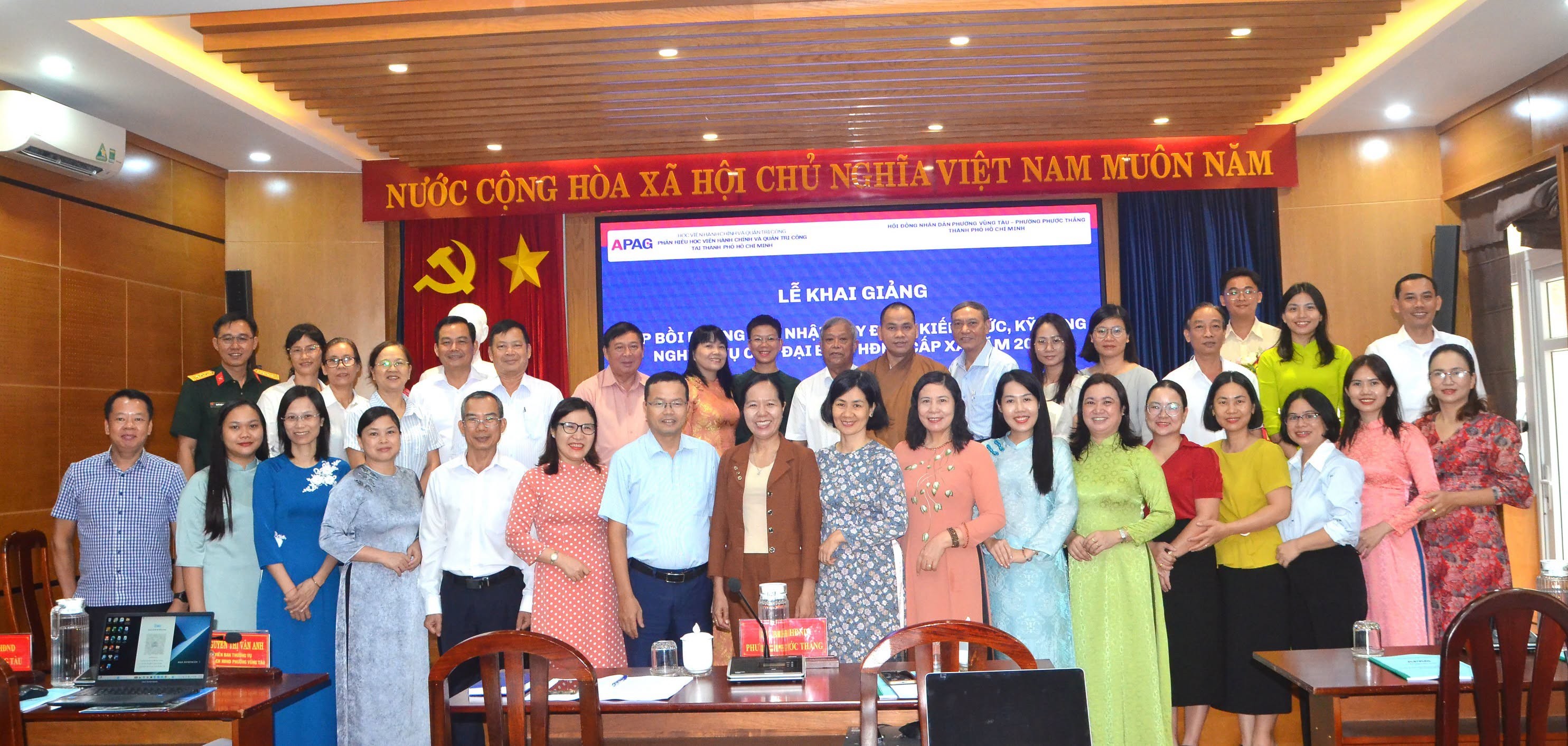 BỒI DƯỠNG KIẾN THỨC, KỸ NĂNG, NGHIỆP VỤ CHO 57 ĐẠI BIỂU HỘI ĐỒNG NHÂN DÂN PHƯỜNG VŨNG TÀU VÀ PHƯỜNG PHƯỚC THẮNG