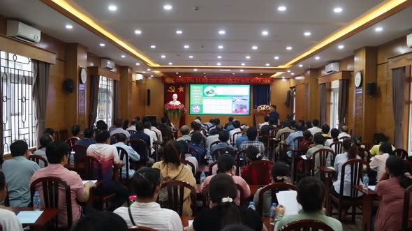 THÀNH PHỐ HỒ CHÍ MINH TỔ CHỨC TẬP HUẤN PHÁP LUẬT CHỐNG KHAI THÁC IUU