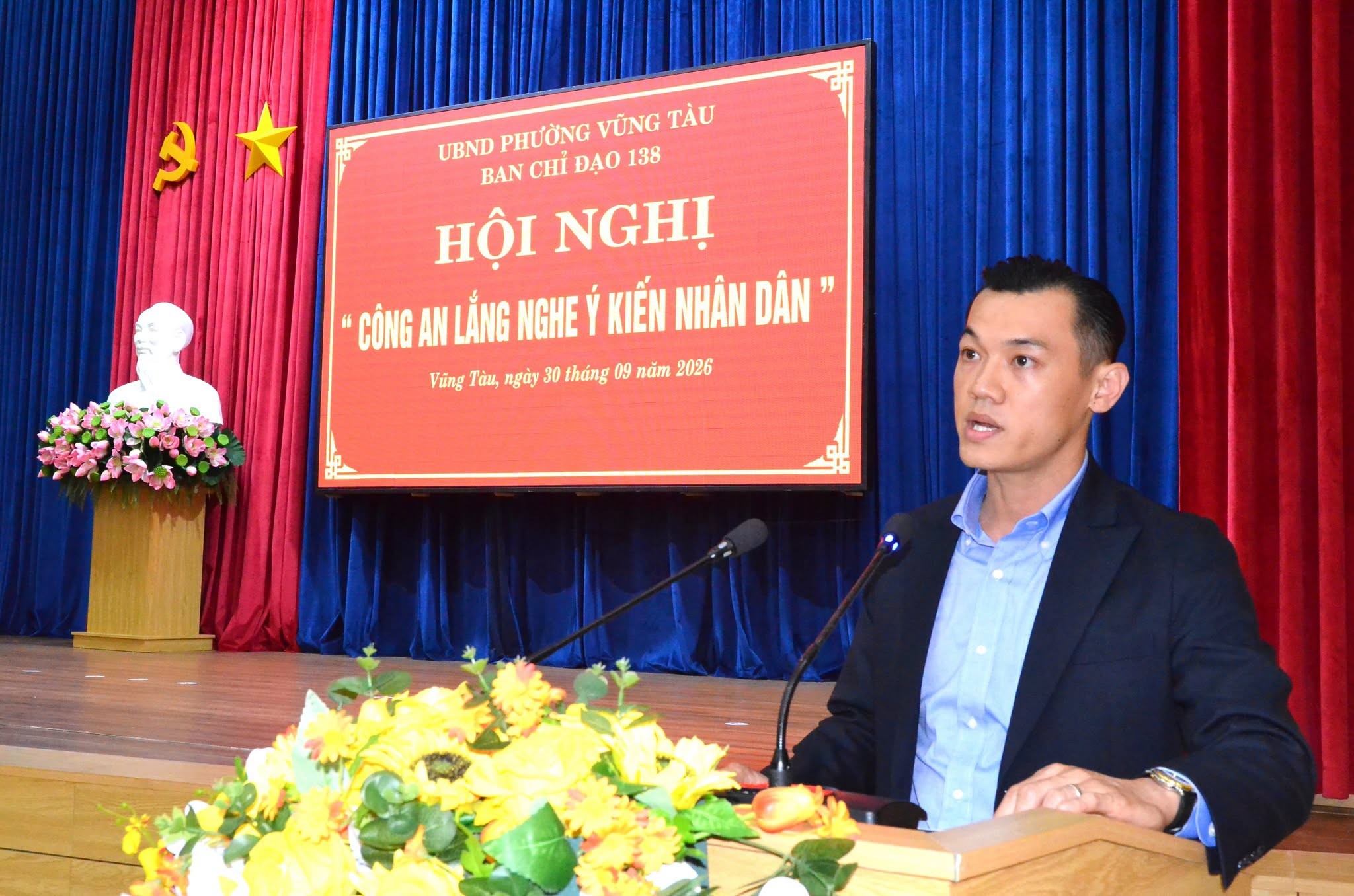 CÔNG AN PHƯỜNG VŨNG TÀU LẮNG NGHE Ý KIẾN NHÂN DÂN