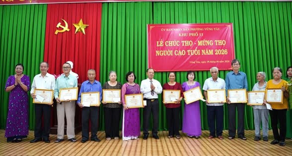 KHU PHỐ 11, PHƯỜNG VŨNG TÀU TỔ CHỨC LỄ CHÚC THỌ, MỪNG THỌ NGƯỜI CAO TUỔI