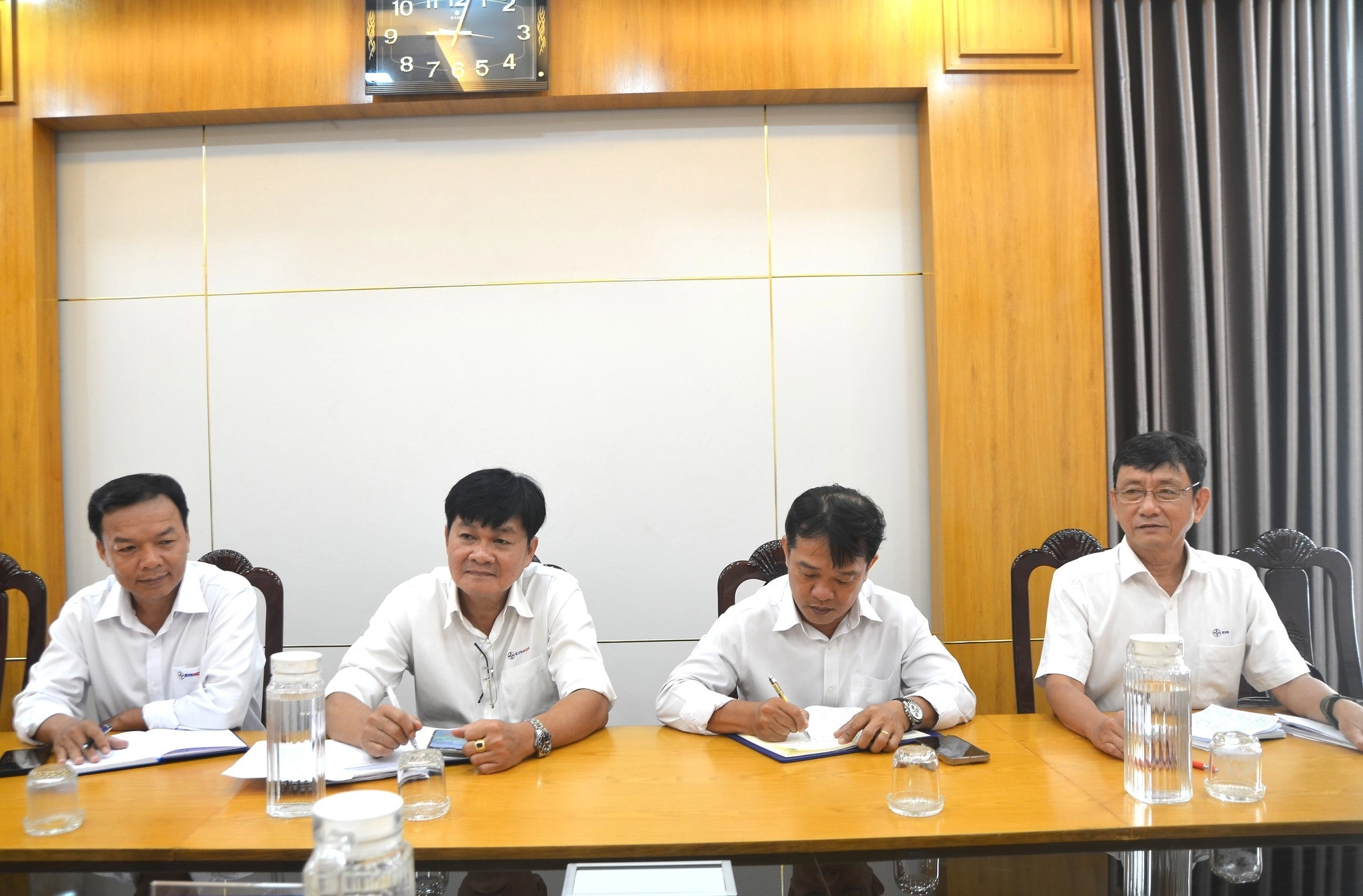 PHƯỜNG VŨNG TÀU TĂNG CƯỜNG PHỐI HỢP BẢO ĐẢM CUNG CẤP ĐIỆN VÀ AN TOÀN ĐIỆN