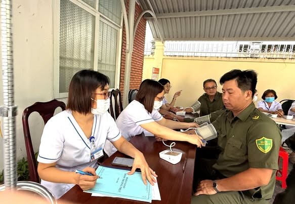 PHƯỜNG VŨNG TÀU KHÁM SỨC KHỎE ĐỊNH KỲ MIỄN PHÍ CHO 600 NGƯỜI CAO TUỔI