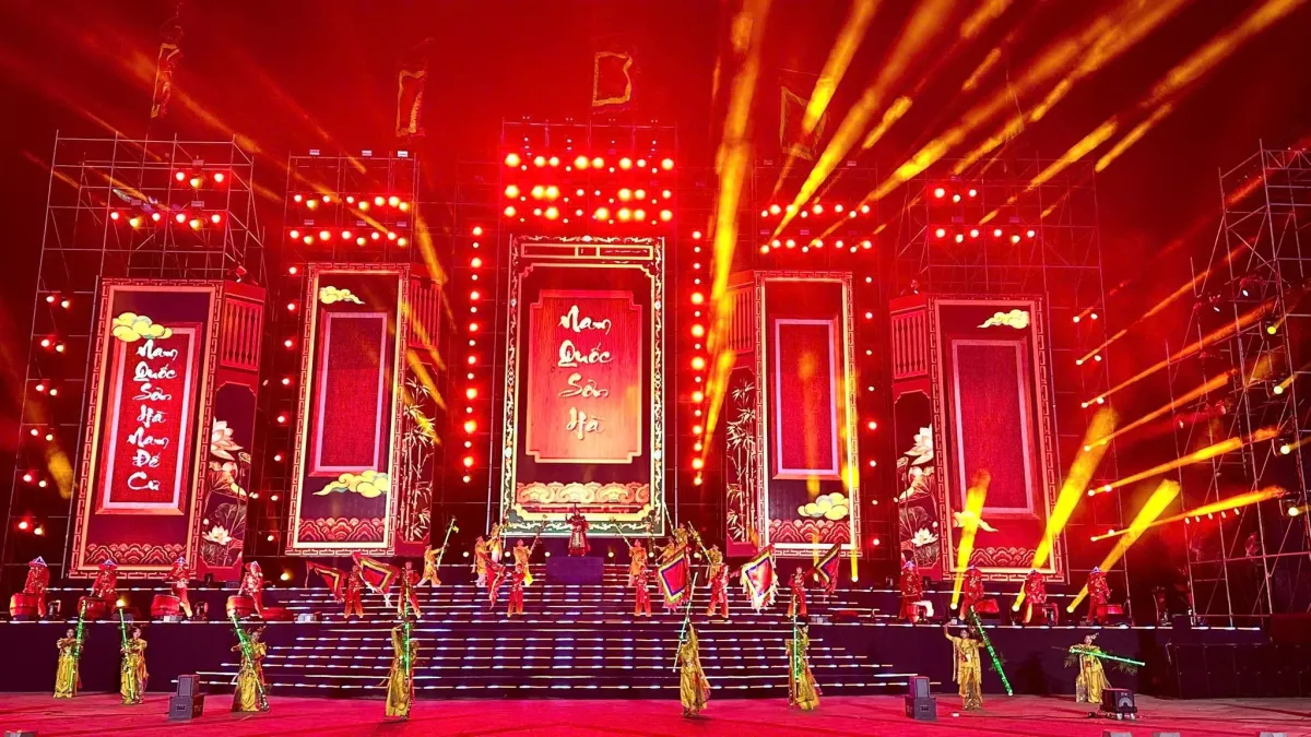 Ấn tượng chương trình Khai hội Văn hóa – Du lịch “Khởi sắc tinh hoa” tại Tháp Tam Thắng