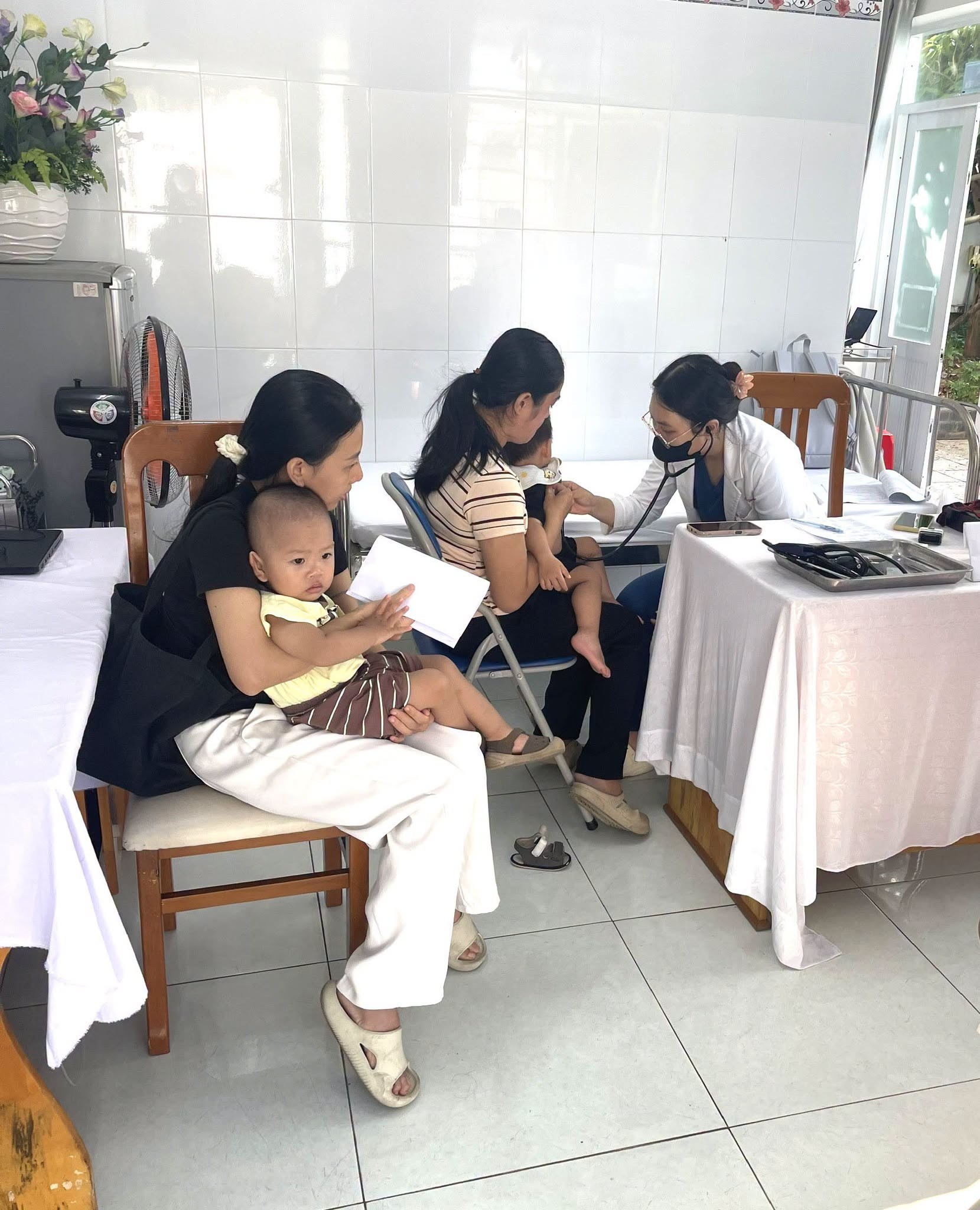 PHƯỜNG VŨNG TÀU TỔ CHỨC KHÁM SỨC KHỎE MIỄN PHÍ CHO 352 TRẺ DƯỚI 6 TUỔI
