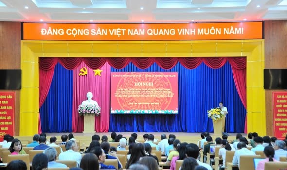 VŨNG TÀU VÀ TAM THẮNG PHỐI HỢP TỔ CHỨC HỘI NGHỊ QUÁN TRIỆT CÁC QUY ĐỊNH MỚI VỀ CÔNG TÁC KIỂM TRA, GIÁM SÁT VÀ THI HÀNH ĐIỀU LỆ ĐẢNG