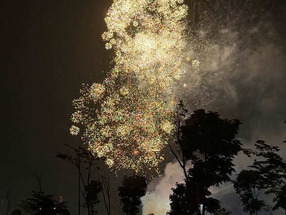 VŨNG TÀU TỔ CHỨC NHIỀU HOẠT ĐỘNG KỶ NIỆM 50 NĂM THÀNH PHỐ SÀI GÒN - GIA ĐỊNH VINH DỰ MANG TÊN CHỦ TỊCH HỒ CHÍ MINH