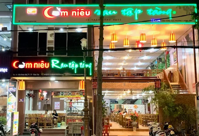 Cơm Niêu Rau Tập Tàng