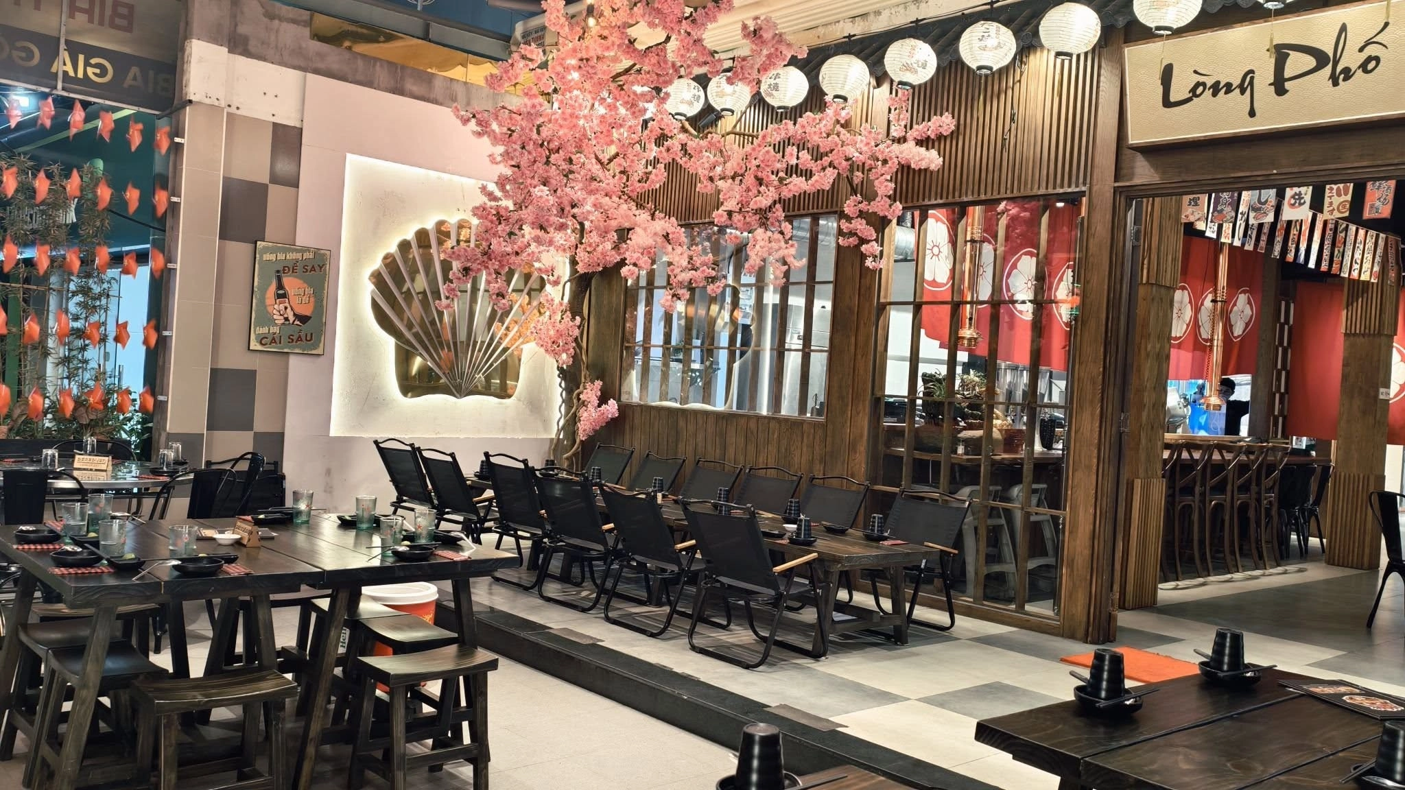 Quán nướng Lòng Phố