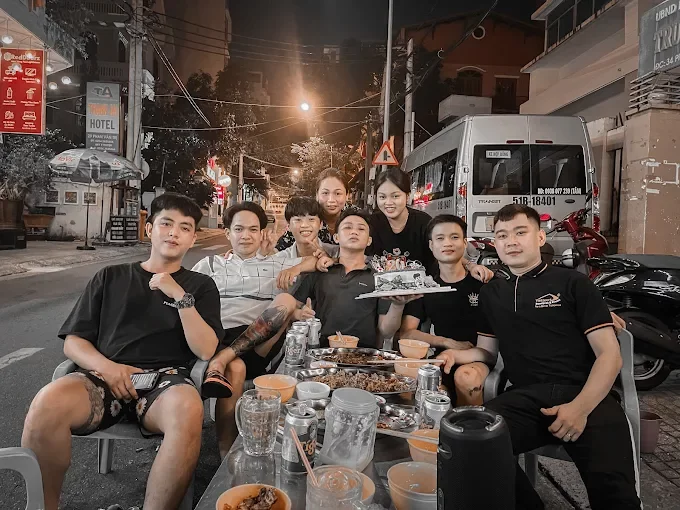 Quán nhậu Minh Trọc