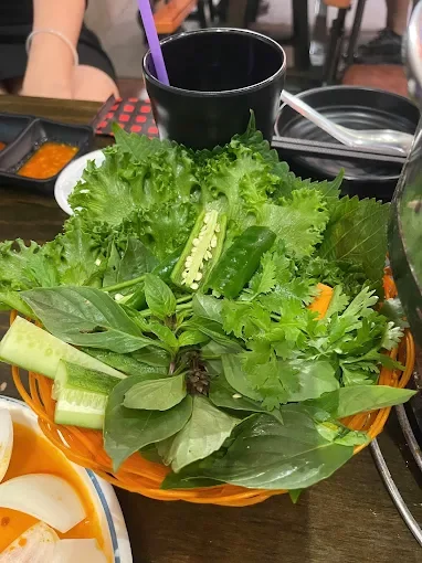 Quán nướng Lòng Phố